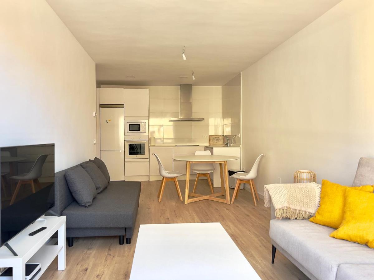 Housing Leon Ana Mogas Con Garaje Apartamento Exterior foto